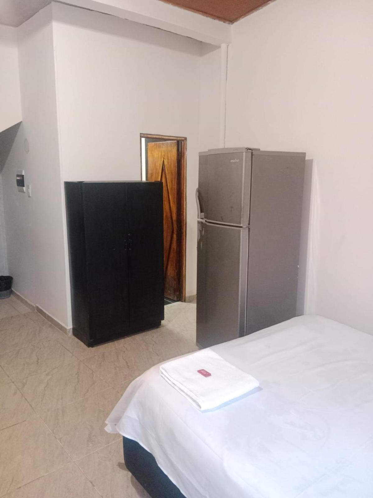 Apartment A Amoblado Con Cocina Y Bano