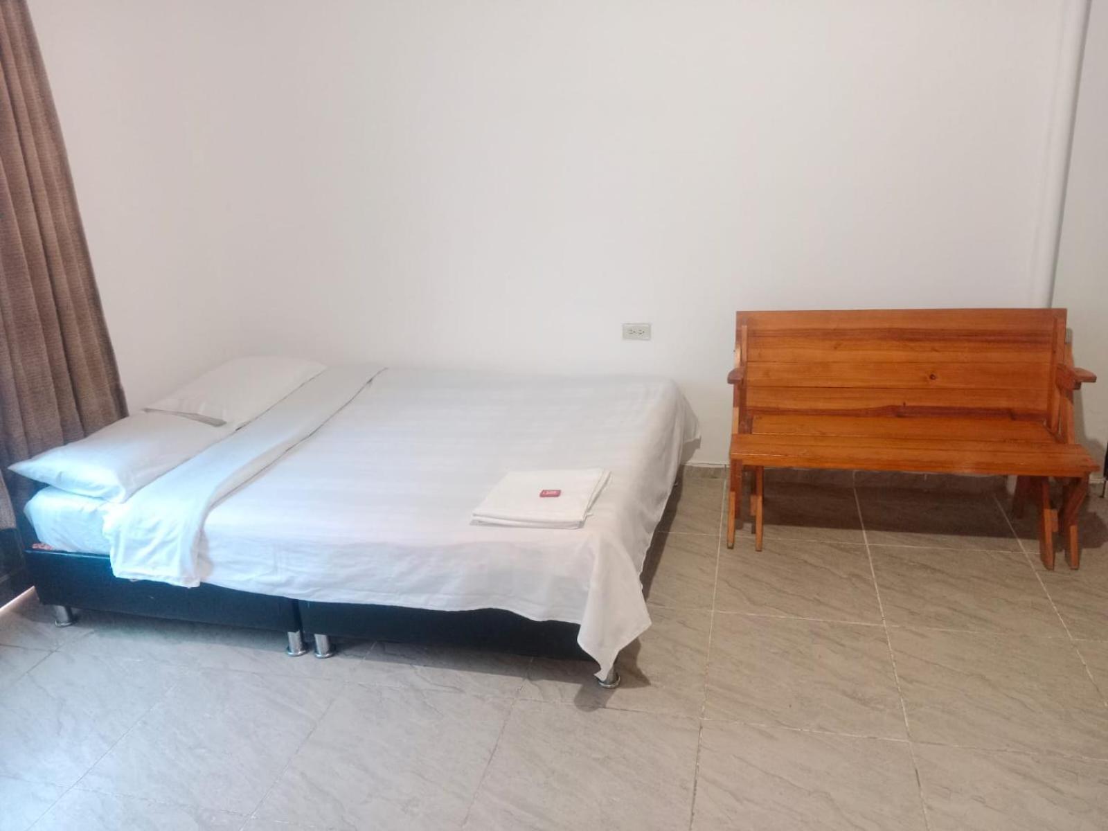Apartment A Amoblado Con Cocina Y Bano *